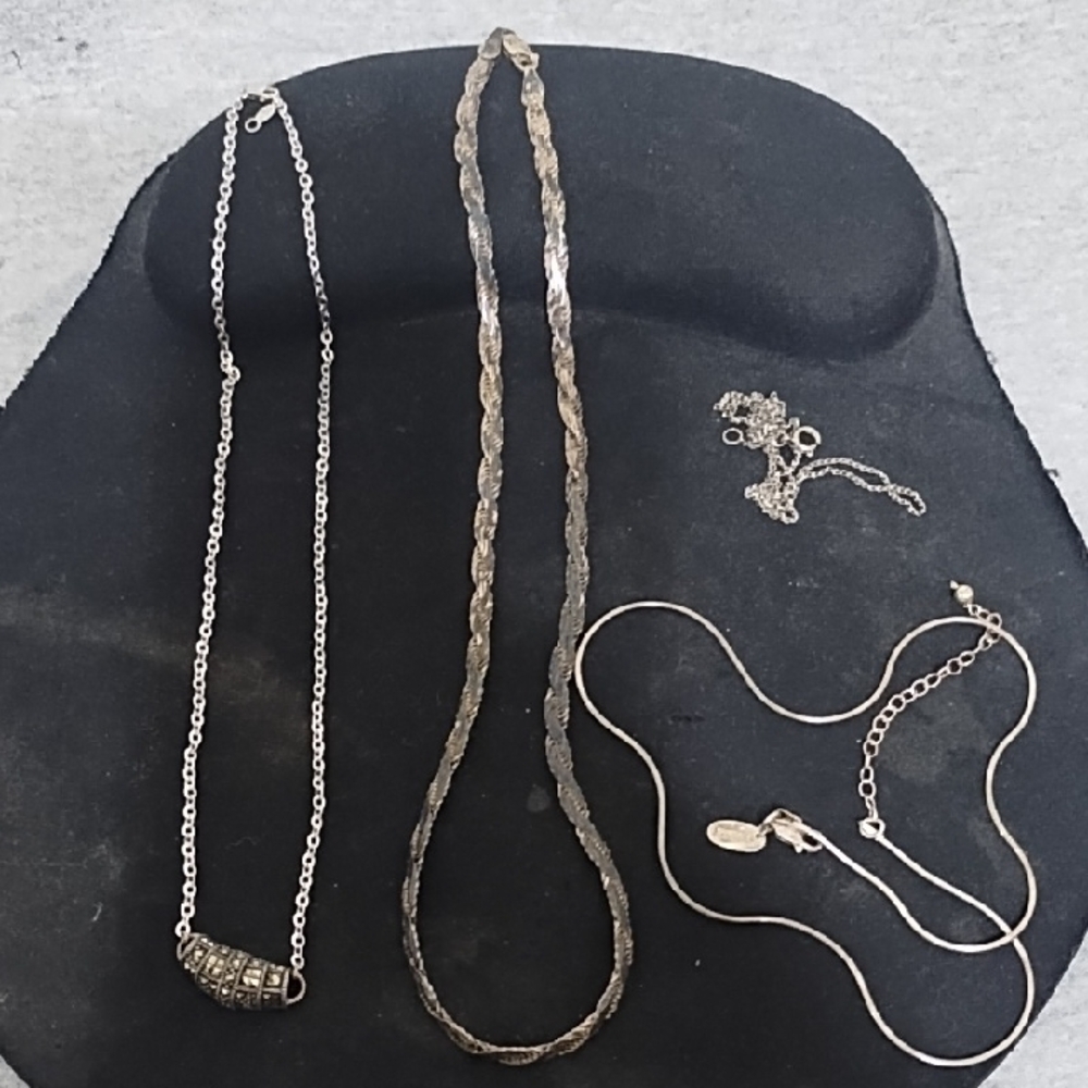 Elegant Silver and Gold Necklace Set